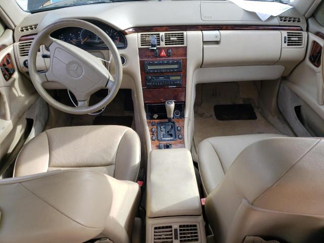 Photo 8 from auction – 1998 MERCEDES-BENZ E 320 with VIN WDBJF65F7WA691256