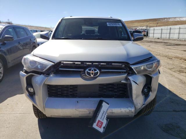 Photo 5 from auction – 2022 TOYOTA 4RUNNER SR with VIN JTEMU5JR1N5995541
