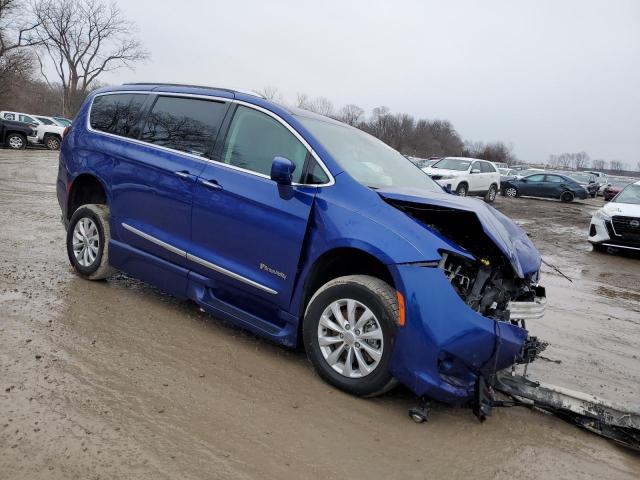 Photo 4 from auction – 2019 CHRYSLER PACIFICA T with VIN 2C4RC1BG2KR588524
