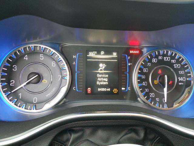 Photo 9 from auction – 2015 CHRYSLER 200 LIMITE with VIN 1C3CCCAB5FN721128