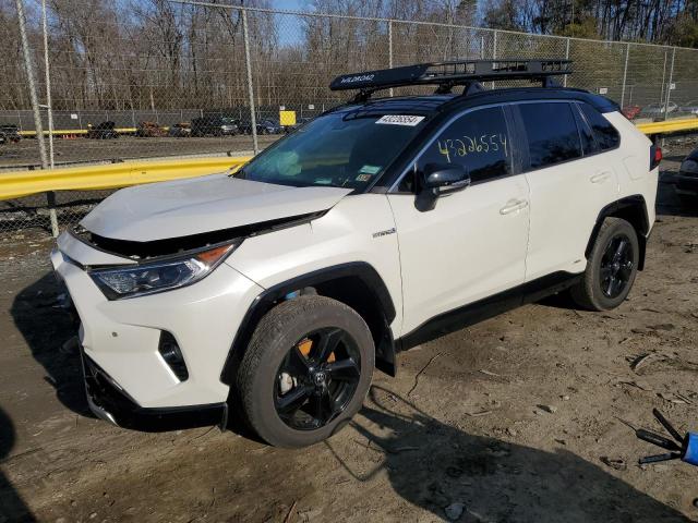 TOYOTA RAV4 XSE 2020 with VIN JTMEWRFV9LD544053 - Photo from auction