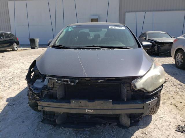 Photo 5 from auction – 2016 KIA FORTE LX with VIN KNAFK4A6XG5488107