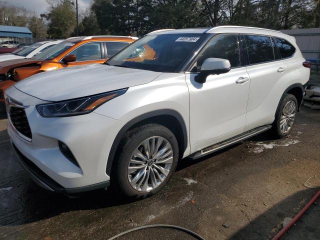 TOYOTA HIGHLANDER 2023 with VIN 5TDKDRAH6PS507773 - Photo from auction