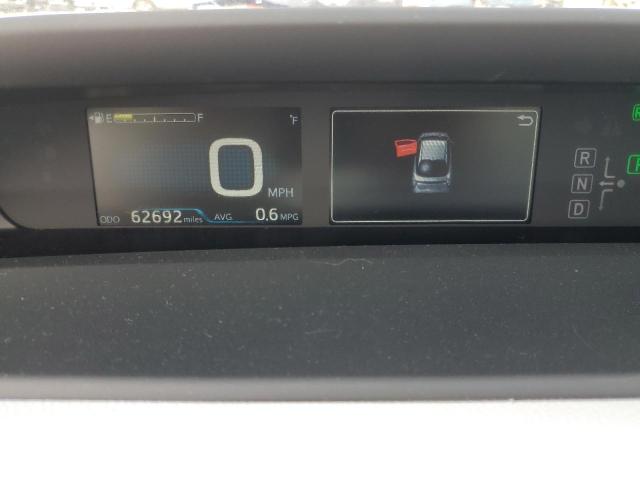 Photo 9 from auction – 2018 TOYOTA PRIUS with VIN JTDKARFU1J3055786
