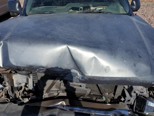 Photo 11 from auction – 2004 CHEVROLET SILVERADO with VIN 2GCEC19T041190506