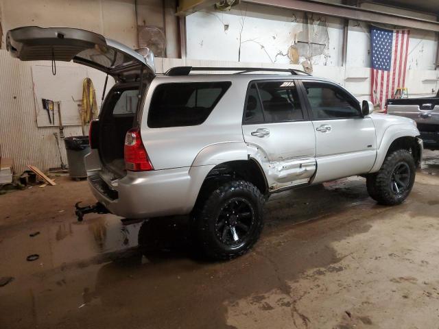 Photo 3 from auction – 2006 TOYOTA 4RUNNER SR with VIN JTEZU14R468049136