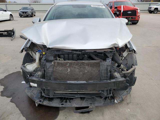 Photo 5 from auction – 2017 HYUNDAI ELANTRA SE with VIN 5NPD74LF4HH164645
