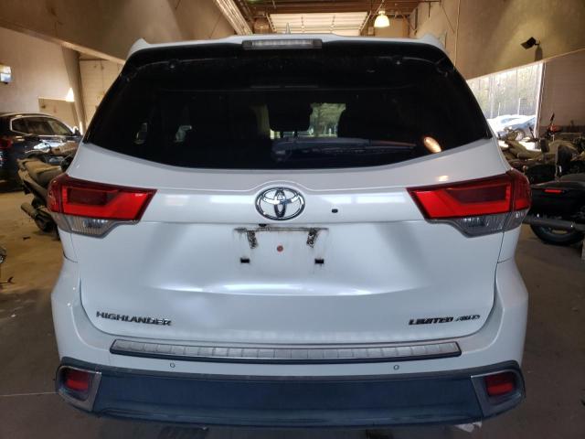 Photo 6 from auction – 2018 TOYOTA HIGHLANDER with VIN 5TDDZRFH9JS492955