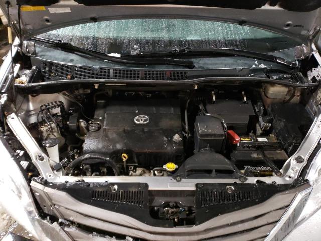 Photo 12 from auction – 2011 TOYOTA SIENNA XLE with VIN 5TDDK3DC6BS011926