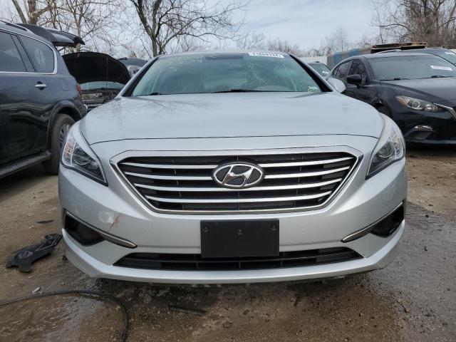 Photo 5 from auction – 2016 HYUNDAI SONATA SE with VIN 5NPE24AF1GH360580