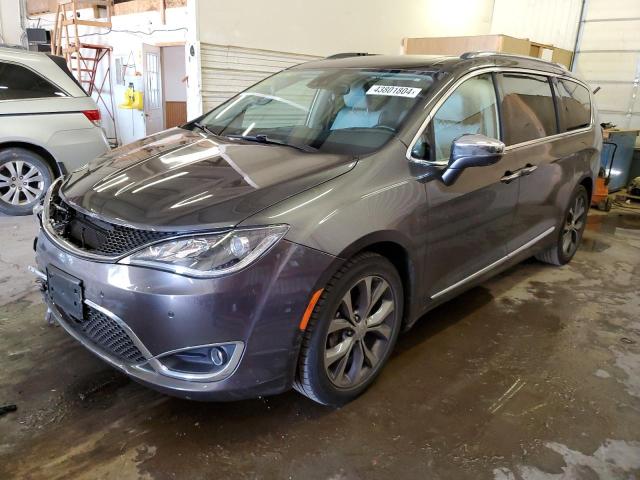 CHRYSLER PACIFICA L 2017 with VIN 2C4RC1GG7HR647567 - Photo from auction