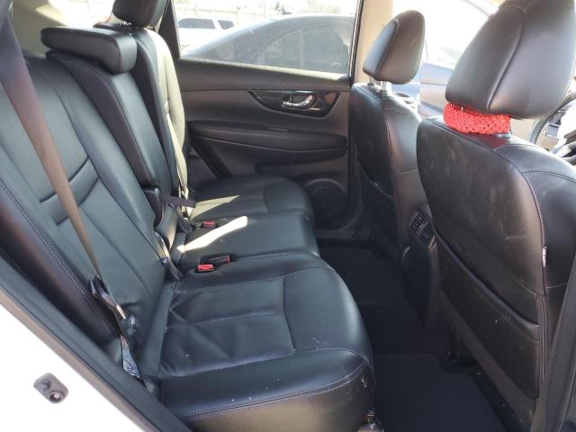 Photo 11 from auction – 2018 NISSAN ROGUE S with VIN 5N1AT2MT8JC833343
