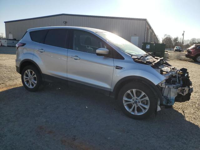 Photo 4 from auction – 2017 FORD ESCAPE SE with VIN 1FMCU9G97HUC92756