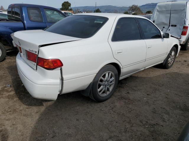Photo 3 from auction – 2000 TOYOTA CAMRY LE with VIN JT2BF28K8Y0280439