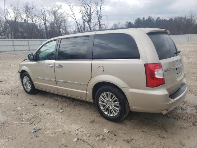 Photo 2 from auction – 2015 CHRYSLER TOWN & COU with VIN 2C4RC1CG0FR710656