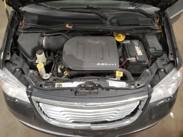 Photo 12 from auction – 2015 CHRYSLER TOWN & COU with VIN 2C4RC1BG5FR609081