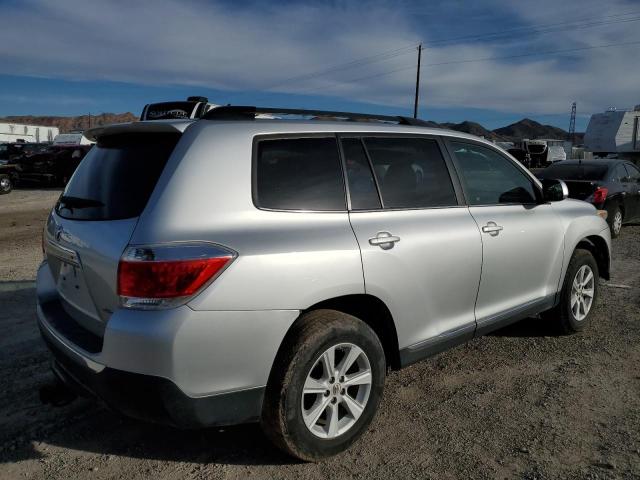 Photo 3 from auction – 2013 TOYOTA HIGHLANDER with VIN 5TDBK3EH8DS208911