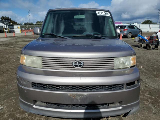Photo 5 from auction – 2005 TOYOTA SCION XB with VIN JTLKT324350177946