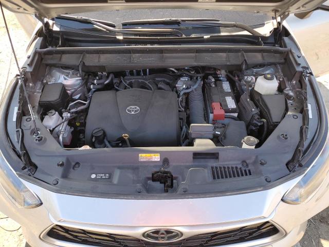 Photo 12 from auction – 2022 TOYOTA HIGHLANDER with VIN 5TDGZRBH9NS228157