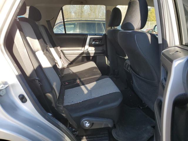 Photo 11 from auction – 2014 TOYOTA 4RUNNER SR with VIN JTEBU5JRXE5193240