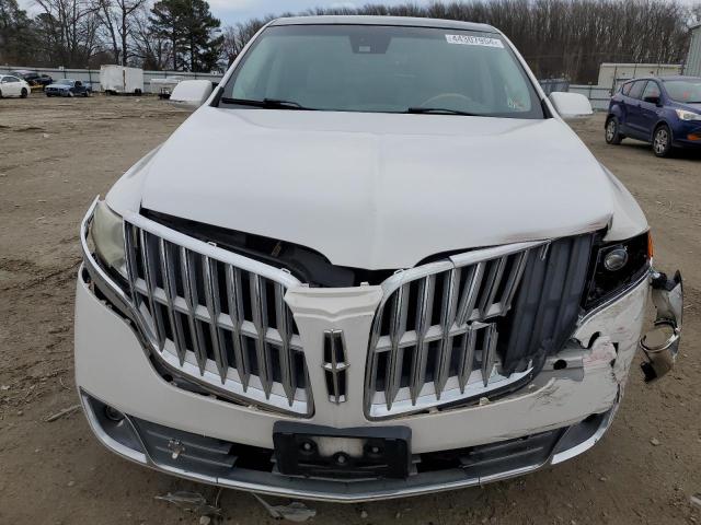 Photo 5 from auction – 2011 LINCOLN MKT with VIN 2LMHJ5FR3BBJ51970