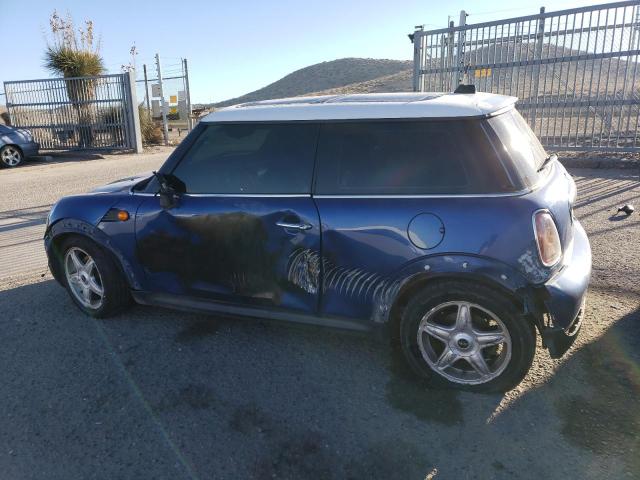Photo 2 from auction – 2008 MINI COOPER with VIN WMWMF33548TU68121