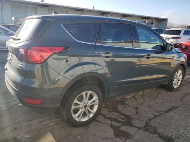 Photo 3 from auction – 2019 FORD ESCAPE SE with VIN 1FMCU9GD5KUC51781