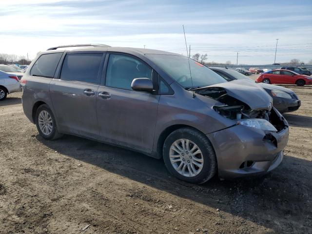 Photo 4 from auction – 2012 TOYOTA SIENNA XLE with VIN 5TDYK3DC6CS266529