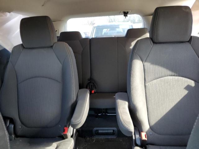 Photo 10 from auction – 2017 CHEVROLET TRAVERSE L with VIN 1GNKRGKD7HJ209871