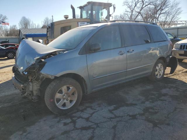 TOYOTA SIENNA CE 2005 with VIN 5TDZA23C15S370237 - Photo from auction