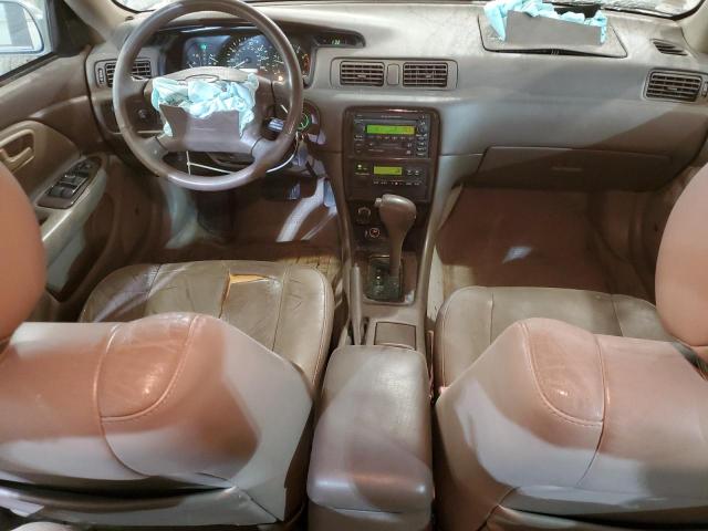 Photo 8 from auction – 2000 TOYOTA CAMRY LE with VIN 4T1BF28K1YU104733