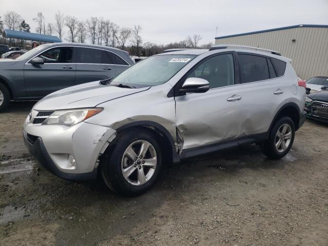 TOYOTA RAV4 XLE 2015 with VIN 2T3RFREV7FW305692 - Photo from auction