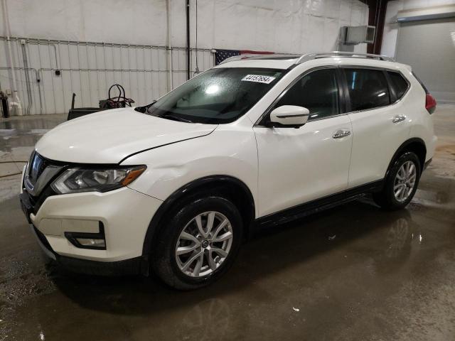 NISSAN ROGUE SV 2017 with VIN 5N1AT2MVXHC850057 - Photo from auction