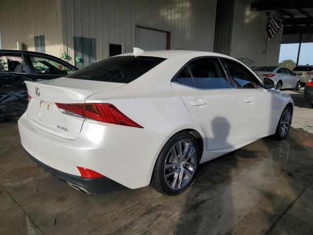 Photo 3 from auction – 2018 LEXUS IS 300 with VIN JTHBA1D27J5068001