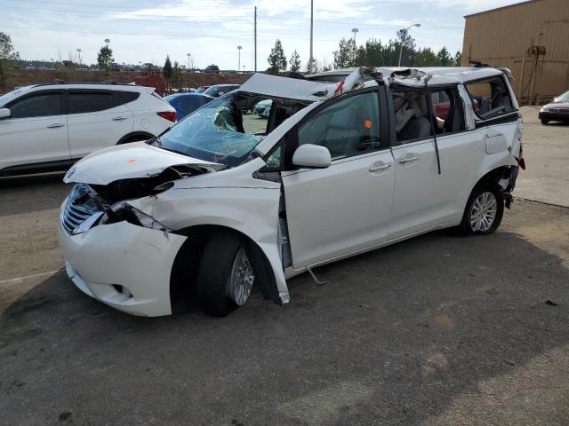 TOYOTA SIENNA XLE 2017 with VIN 5TDYZ3DC8HS796097 - Photo from auction