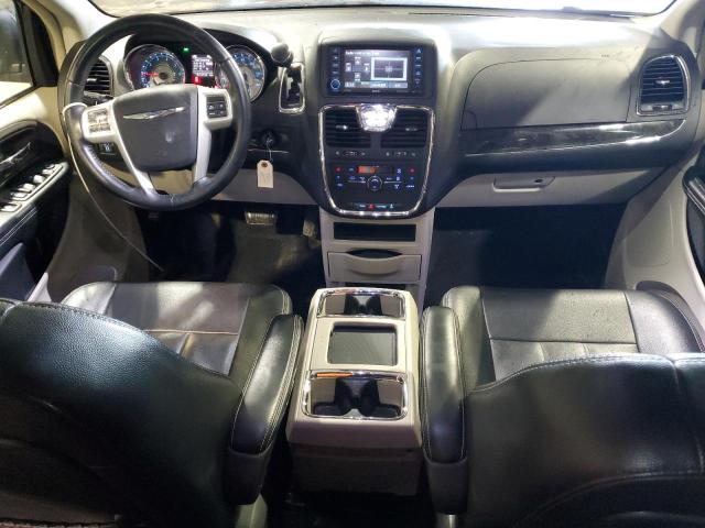 Photo 8 from auction – 2016 CHRYSLER TOWN & COU with VIN 2C4RC1BG6GR173083