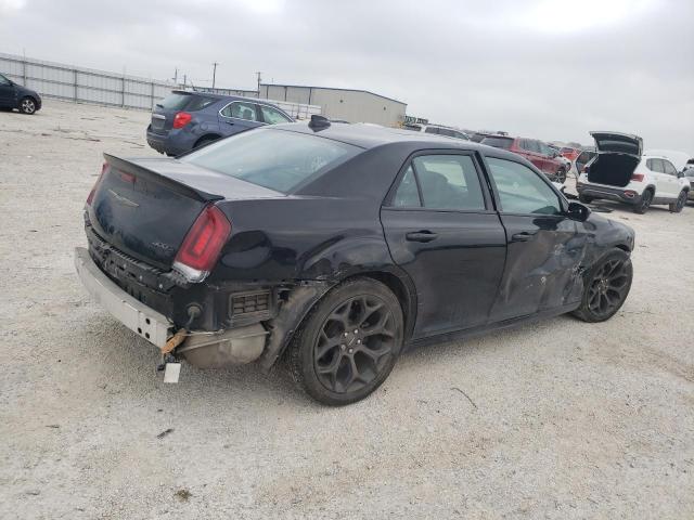 Photo 3 from auction – 2017 CHRYSLER 300 S with VIN 2C3CCABG5HH506133