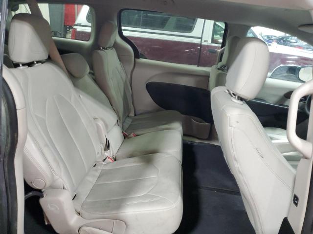 Photo 11 from auction – 2017 CHRYSLER PACIFICA T with VIN 2C4RC1DG2HR522402