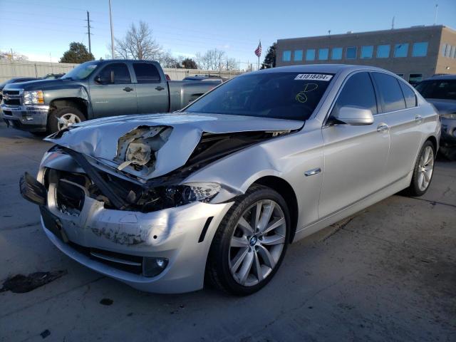 BMW 535 XI 2013 with VIN WBAFU7C58DDU70447 - Photo from auction