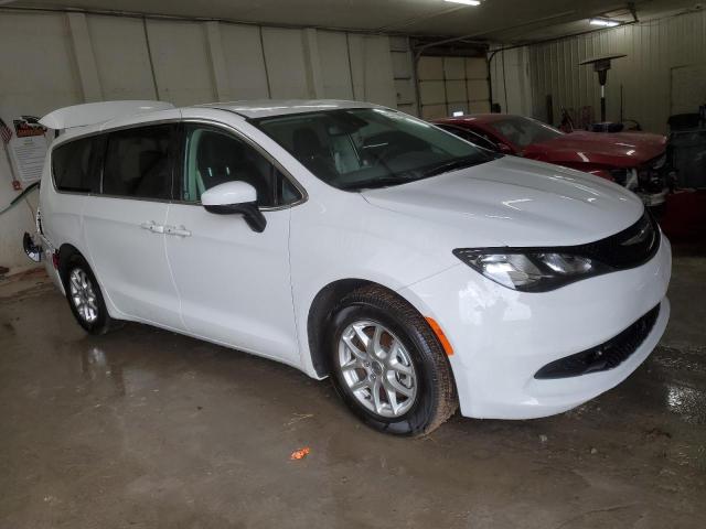 Photo 4 from auction – 2023 CHRYSLER VOYAGER LX with VIN 2C4RC1CG1PR596135