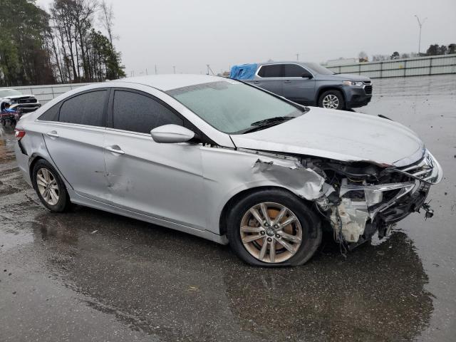 Photo 4 from auction – 2013 HYUNDAI SONATA GLS with VIN 5NPEB4AC5DH733699