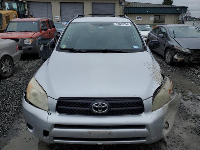 Photo 5 from auction – 2006 TOYOTA RAV4 with VIN JTMZD33V865008220