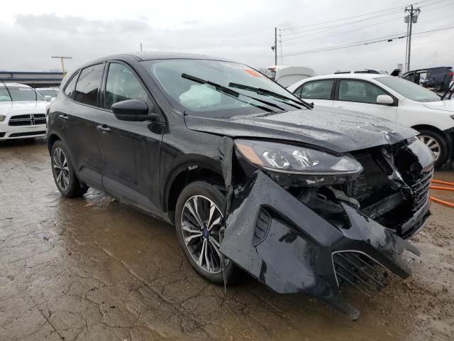 Photo 4 from auction – 2022 FORD ESCAPE SE with VIN 1FMCU0G63NUB94255