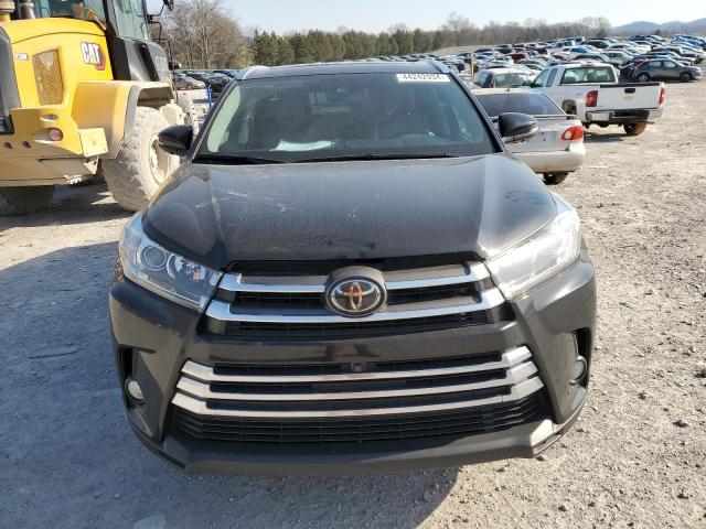 Photo 5 from auction – 2018 TOYOTA HIGHLANDER with VIN 5TDDZRFH4JS840516