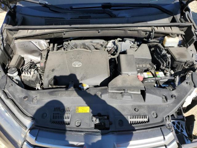 Photo 12 from auction – 2017 TOYOTA HIGHLANDER with VIN 5TDZZRFH3HS208946