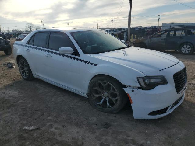Photo 4 from auction – 2015 CHRYSLER 300 S with VIN 2C3CCABG2FH772822