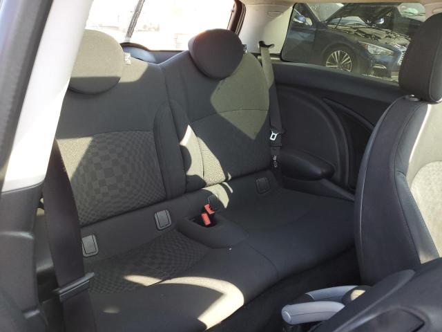 Photo 10 from auction – 2008 MINI COOPER with VIN WMWMF33508TU67869