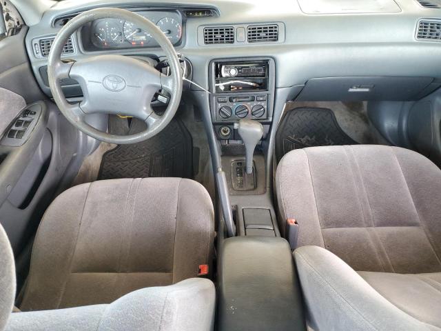 Photo 8 from auction – 1998 TOYOTA CAMRY CE with VIN 4T1BG22K2WU860431