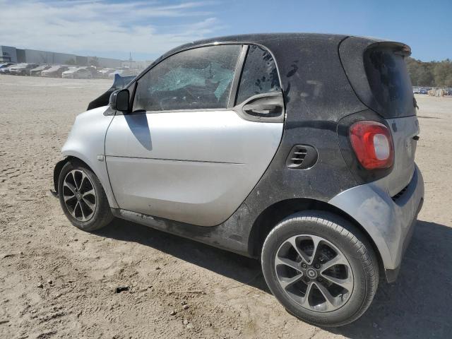 Photo 2 from auction – 2016 SMART FORTWO with VIN WMEFJ5DAXGK068359