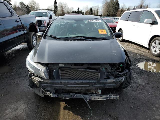 Photo 5 from auction – 2018 KIA FORTE LX with VIN 3KPFK4A70JE211683